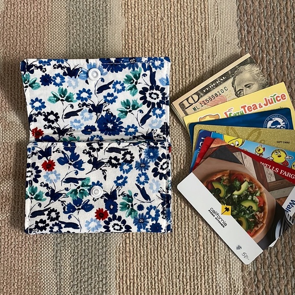 Stylish Snap Card Wallet/Business Card/Gift Card Holder made with Cotton Fabric - Picture 3 of 7